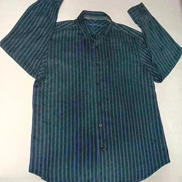 Tommy bahama button down  shirt. Men's M - Picture 7 of 7